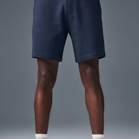 Alo yoga chill short - Picture 4 of 8